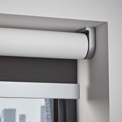 zero deflection roller blind